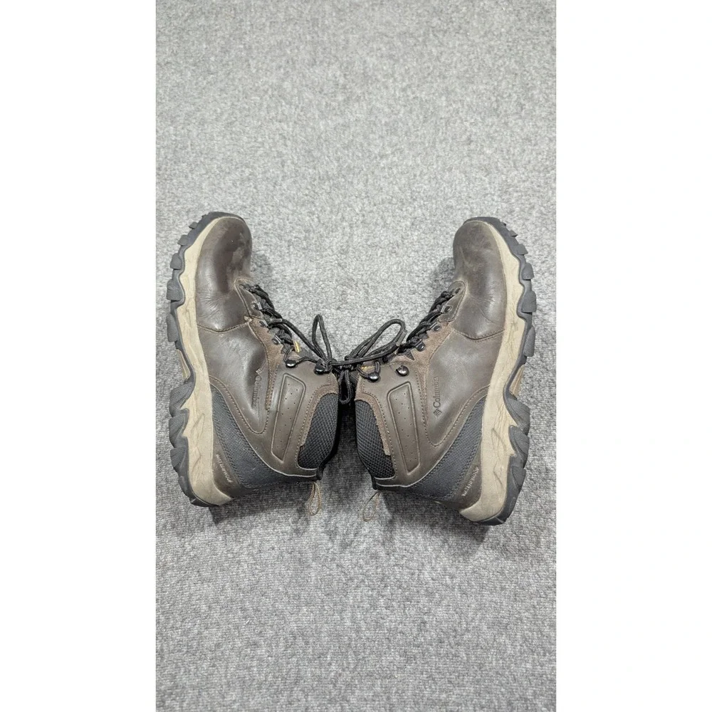 Columbia Boots Men's 11 Brown Columbia Newton II Waterproof Hiking Granola‎ Dad